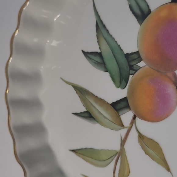 Vintage Royal worcester evesham gold trim pie plate - Picture 8 of 8